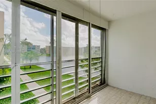 424 SE 10th St, Dania Beach, FL 33004 - Photo 45