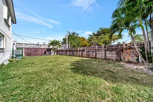 2293 NE 122nd St, North Miami, FL 33181 - Photo 33