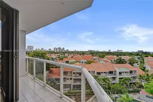 3598 Yacht Club Dr, Aventura, FL 33180 - Photo 39