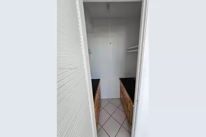 7135 Collins Ave #1821, Miami Beach, FL 33141 - Photo 13