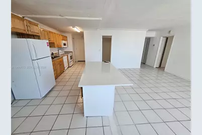 7135 Collins Ave #1821, Miami Beach, FL 33141 - Photo 15