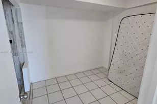 7135 Collins Ave, Miami Beach, FL 33141 - Photo 9