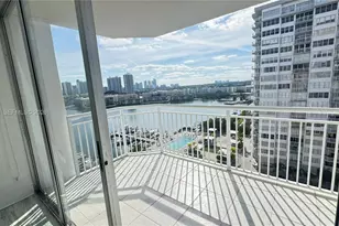 18061 Biscayne Blvd, Aventura, FL 33160 - Photo 23