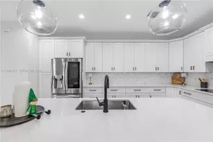 2775 SW 101st Ct, Miami, FL 33165 - Photo 9