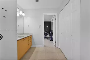 760 E 55th St, Hialeah, FL 33013 - Photo 23