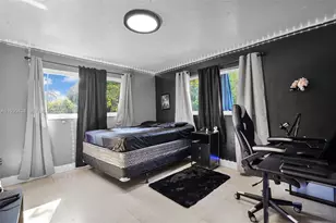 760 E 55th St, Hialeah, FL 33013 - Photo 19