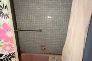 4851 NW 21st St, Lauderhill, FL 33313 - Photo 9