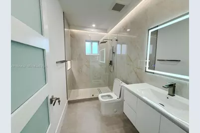 588 Palmetto Dr, Miami Springs, FL 33166 - Photo 25