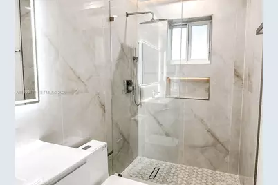 588 Palmetto Dr, Miami Springs, FL 33166 - Photo 21