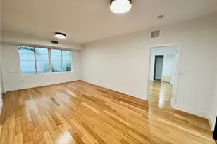 960 Bay Dr, Miami Beach, FL 33141 - Photo 11