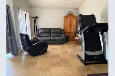 6360 NW 170th Ter, Hialeah, FL 33015 - Photo 3