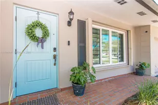 11810 SW 121st Ave, Miami, FL 33186 - Photo 3