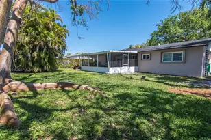 11810 SW 121st Ave, Miami, FL 33186 - Photo 21