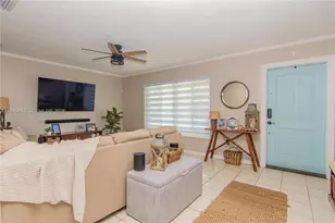 11810 SW 121st Ave, Miami, FL 33186 - Photo 7