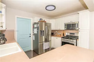 11810 SW 121st Ave, Miami, FL 33186 - Photo 13