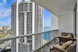 18101 Collins, Sunny Isles Beach, FL 33160 - Photo 27