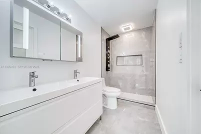 9151 W Sunrise Blvd, Plantation, FL 33322 - Photo 19