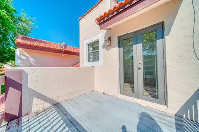 9151 W Sunrise Blvd, Plantation, FL 33322 - Photo 25