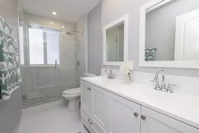 8172 SW 163rd Ct, Miami, FL 33193 - Photo 9