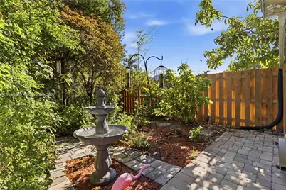 9521 NW 31st Pl, Sunrise, FL 33351 - Photo 31