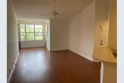 3330 N Pinewalk Dr N #1636, Margate, FL 33063 - Photo 5