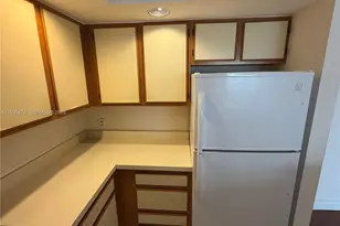 3330 N Pinewalk Dr N, Margate, FL 33063 - Photo 17