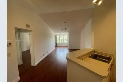 3330 N Pinewalk Dr N #1636, Margate, FL 33063 - Photo 7