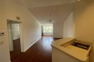 3330 N Pinewalk Dr N, Margate, FL 33063 - Photo 7