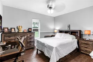 18851 SW 218th St, Miami, FL 33170 - Photo 17