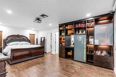 18851 SW 218th St, Miami, FL 33170 - Photo 13