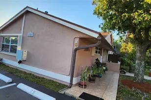 15585 SW 76th Ln, Miami, FL 33193 - Photo 45