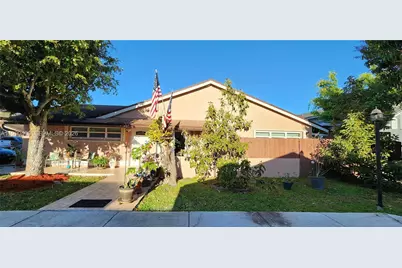 15585 SW 76th Ln #A81-8, Miami, FL 33193 - Photo 1