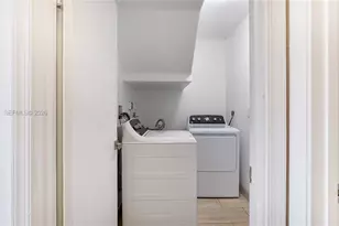 876 Garnet Cir, Weston, FL 33326 - Photo 11