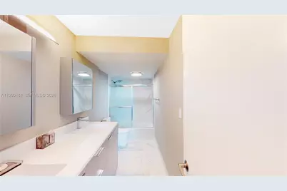 10275 Collins Ave #724, Bal Harbour, FL 33154 - Photo 7