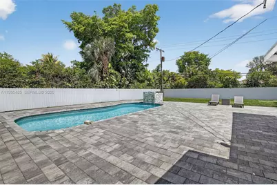 620 Camellia Ct, Plantation, FL 33317 - Photo 45