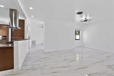 620 Camellia Ct, Plantation, FL 33317 - Photo 7