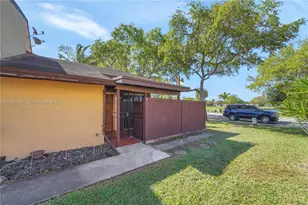 6671 SW 137th Ct, Miami, FL 33183 - Photo 3