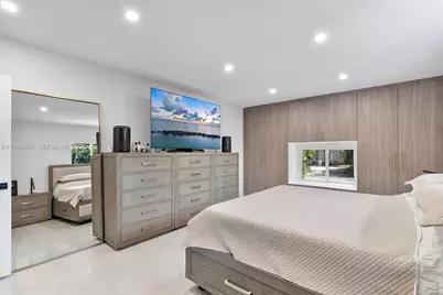 261 NE 47th St, Miami, FL 33137 - Photo 33