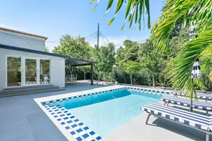 261 NE 47th St, Miami, FL 33137 - Photo 51