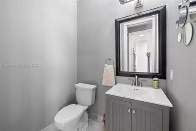 721 SE 12th Ct #4, Fort Lauderdale, FL 33316 - Photo 9