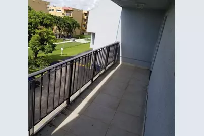 399 NW 72nd Ave #305, Miami, FL 33126 - Photo 9