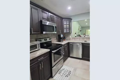 893 SW 120th Way, Davie, FL 33325 - Photo 5