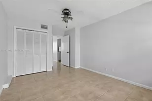 329 SE 3rd St, Hallandale Beach, FL 33009 - Photo 21