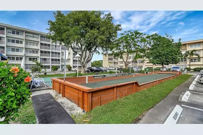 329 SE 3rd St #502T, Hallandale Beach, FL 33009 - Photo 3