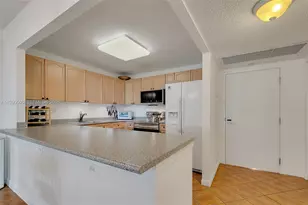 2301 Collins Ave, Miami Beach, FL 33139 - Photo 3