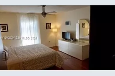 201 178th Dr #423, Sunny Isles Beach, FL 33160 - Photo 5