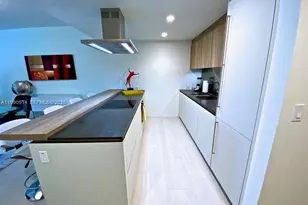 1000 Brickell Plaza, Miami, FL 33131 - Photo 9