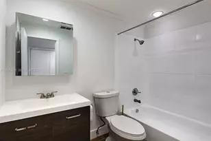 10520 SW 75th Ln, Miami, FL 33173 - Photo 9