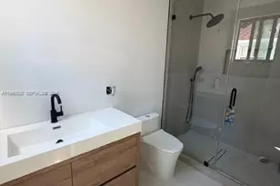 2800 SW 38th Ct, Miami, FL 33134 - Photo 13