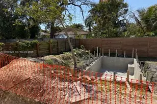 2800 SW 38th Ct, Miami, FL 33134 - Photo 19